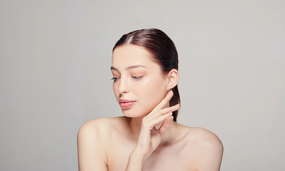 akmi poia therapeia einai katallili